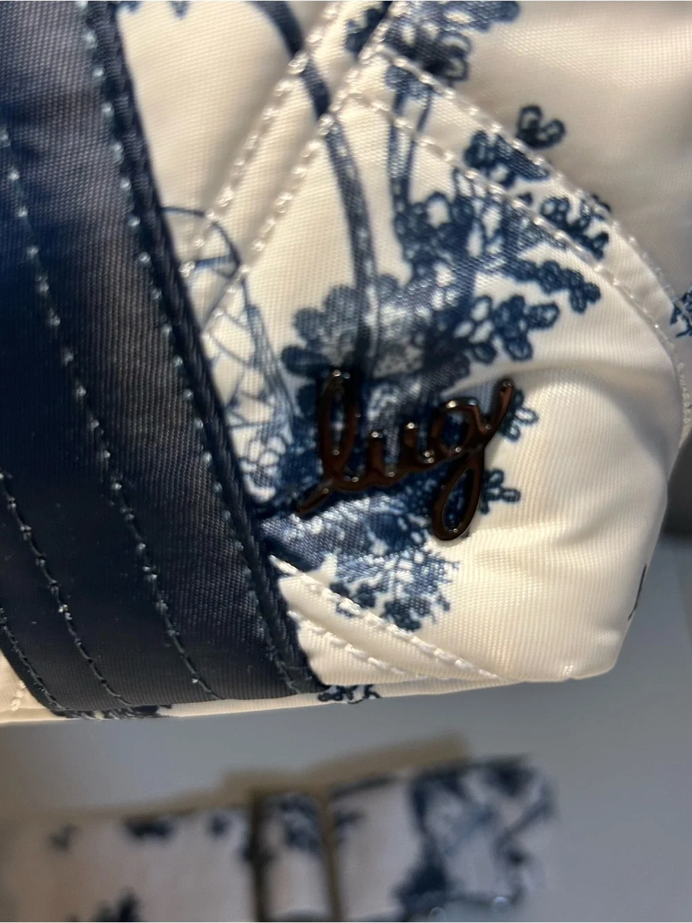 Lug Storybook Blue White Dory LE nylon tote crossbody removable strap NWOT